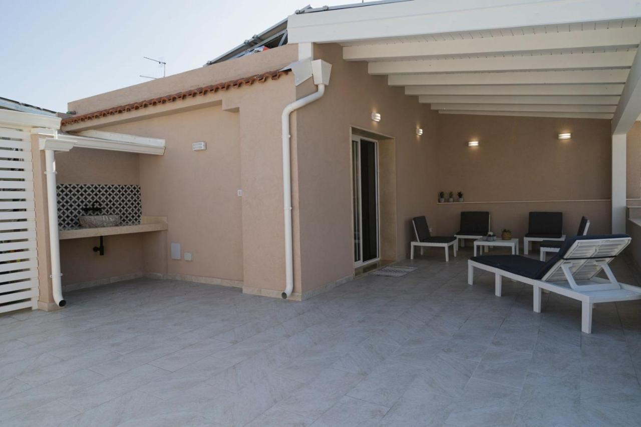 פוצאלו Le Coralline Apartments מראה חיצוני תמונה